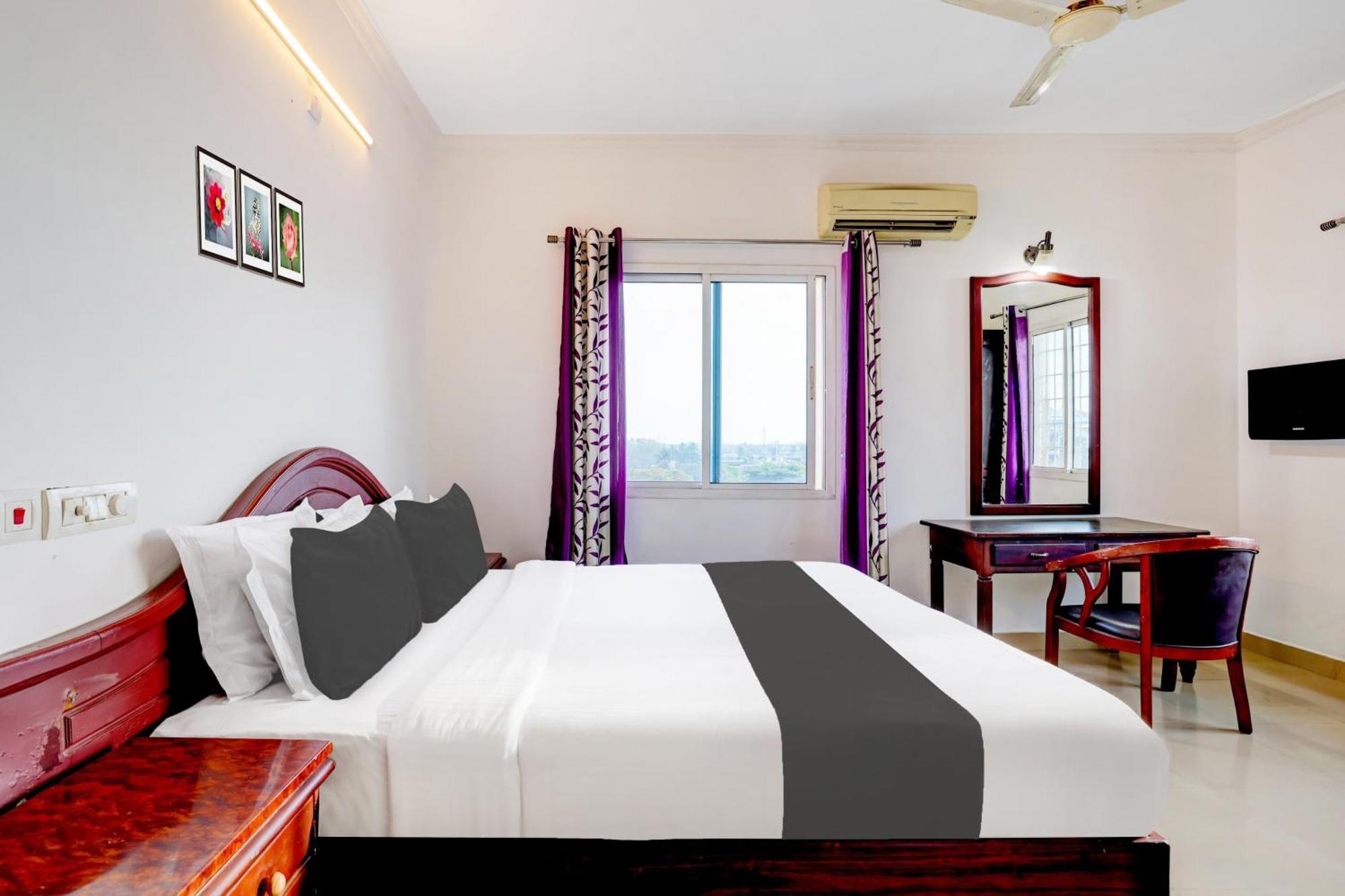 Hotel Collection O Thampanoor Thiruvananthapuram Exterior foto